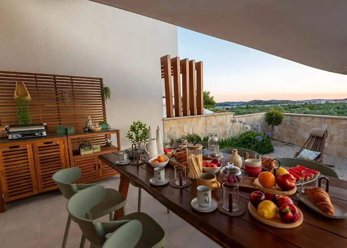 فيلة I-lux - For - Homes *