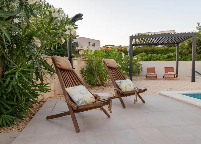 I-lux - For - Homes فيلة *